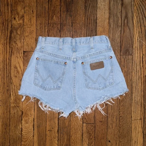 Vintage Wrangler Jean Shorts - Picture 1 of 6